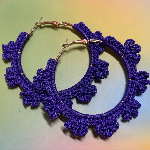 CROCHET PICOT HOOP EARRINGS- ROYAL PURPLE - Picture 1 of 3